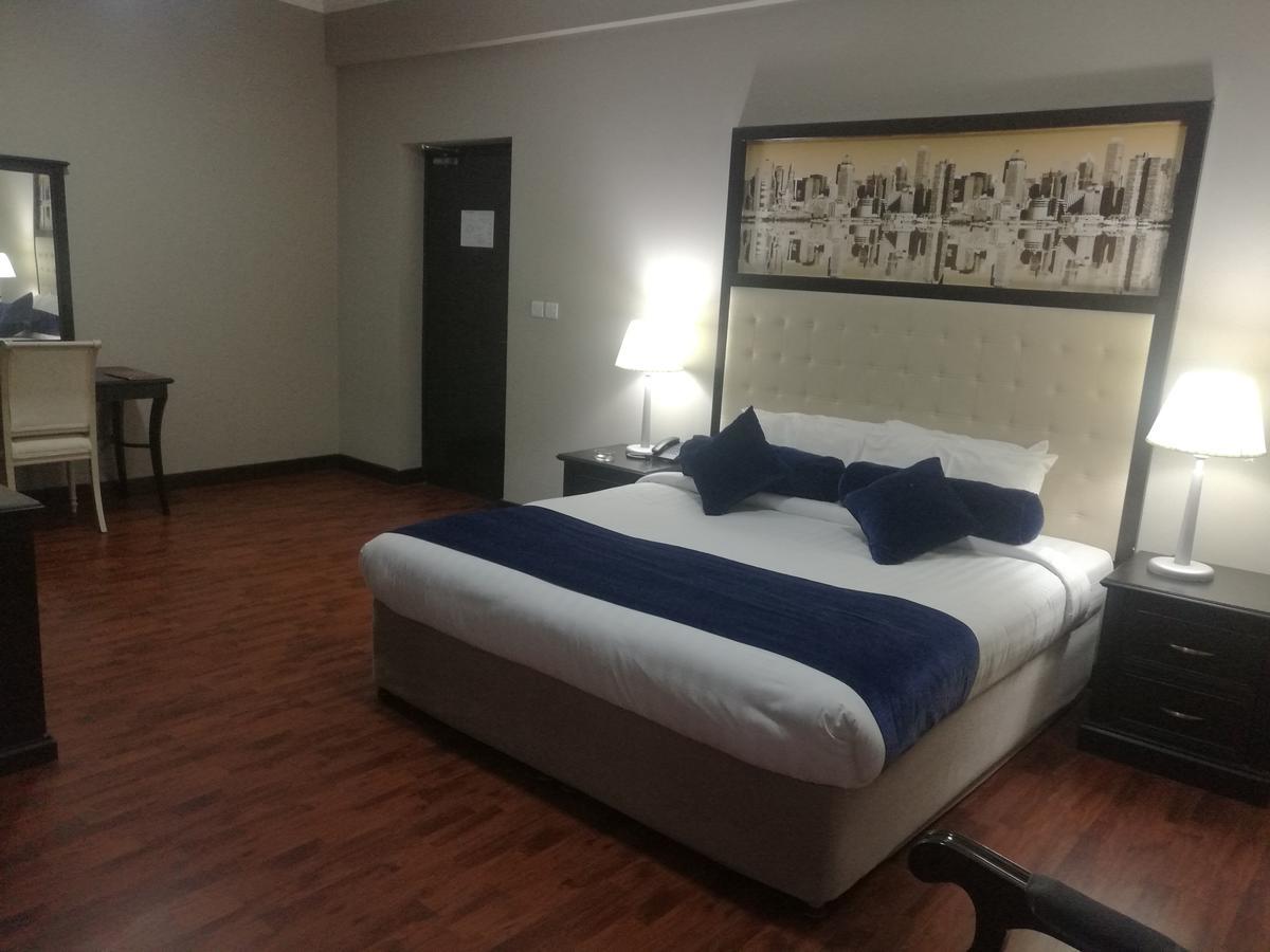 Mirador Hotel Manama Eksteriør bilde